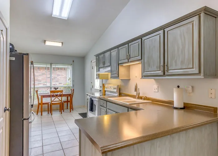 Ada Accessible Family Vacation In Pensacola! Holiday home