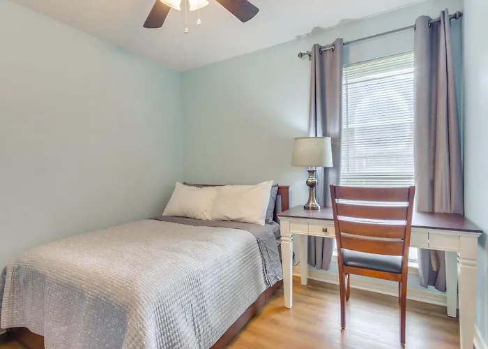 Ada Accessible Family Vacation In Pensacola! Holiday home